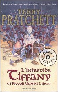 L'intrepida Tiffany e i piccoli uomini liberi - Terry Pratchett - copertina