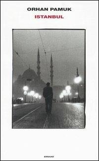 Istanbul - Orhan Pamuk - copertina