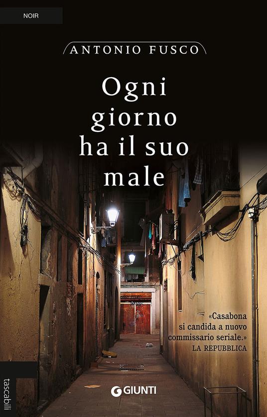 Ogni giorno ha il suo male - Antonio Fusco - copertina