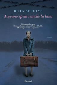Avevano spento anche la luna