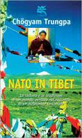Nato in Tibet. La cultura e le tradizioni di un mondo perduto nel racconto di un autorevole testimone - Chögyam Trungpa - copertina