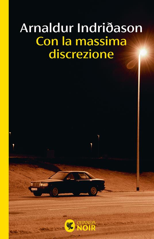 Con la massima discrezione - Arnaldur Indriðason - copertina