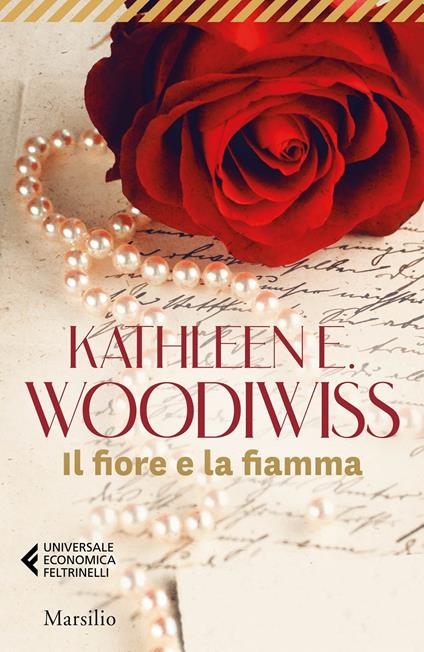 Il fiore e la fiamma - Kathleen E. Woodiwiss - copertina