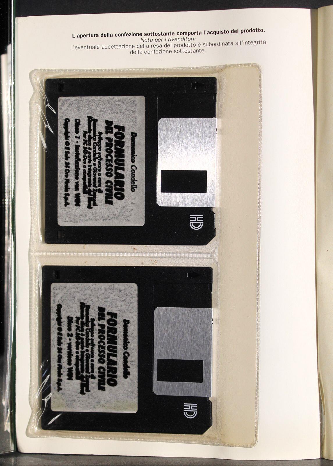 Formulario del processo civile. Oltre 300 formule annotate. Codice di procedura civile a video. Con floppy disk