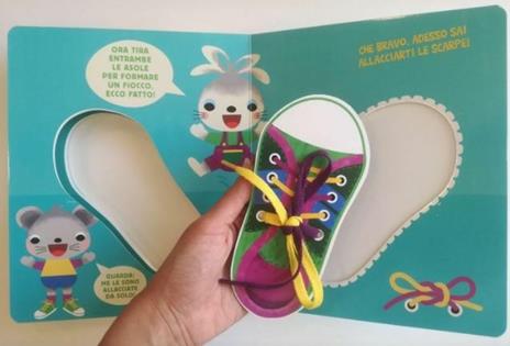 Allacciare le scarpe. Imparo come si fa! Ediz. a colori - Sylvia Takken - 2