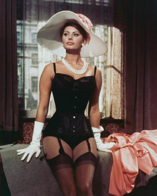 Sophia Loren. Il mito della bellezza disegnato con la luce. Ediz. italiana e inglese - 2