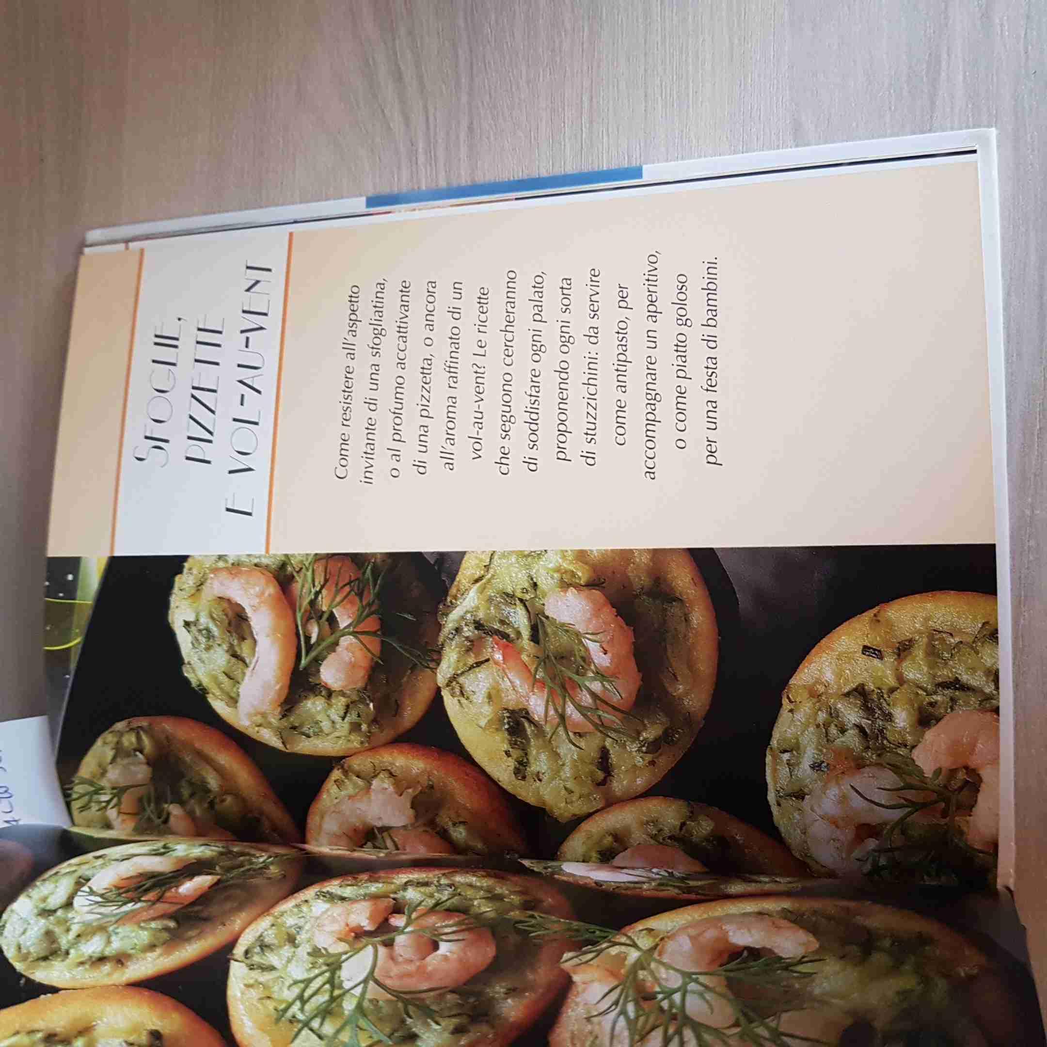 Tartine e stuzzichini. Ediz. illustrata