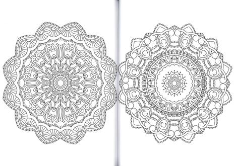 Mandala. Armonia per lo spirito. 100 disegni zen da colorare. Ediz. illustrata. Con gadget - 4