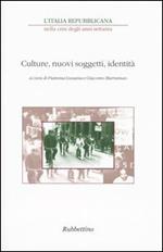 L' Italia repubblicana nella crisi degli anni Settanta. Atti del ciclo di Convegni (Roma, novembre-dicembre 2001). Vol. 2: Culture, nuovi soggetti, identità.