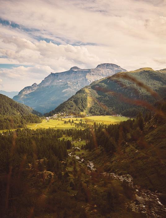 Fotografare la montagna. L'arte di ritrarre e raccontare panorami, ascensioni, vette e pareti - Paolo Sartori - 2