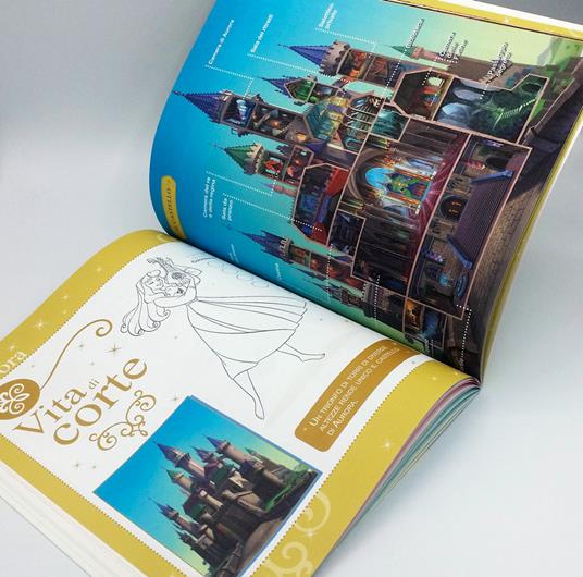 Gioca nel castello. La bella addormentata nel bosco. Con adesivi. Ediz. a colori - 4