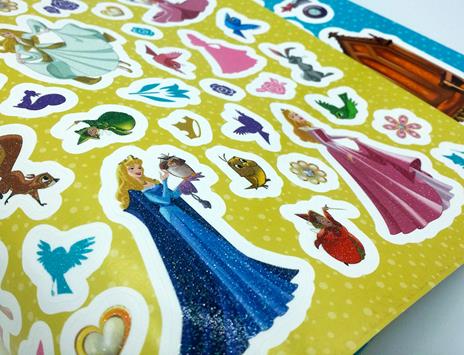 Gioca nel castello. La bella addormentata nel bosco. Con adesivi. Ediz. a colori - 5