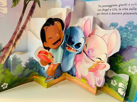 Stitch e i suoi amici. Il primo libro pop-up. Ediz. a colori - 5