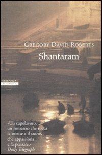 Shantaram. Con DVD - Gregory David Roberts - copertina