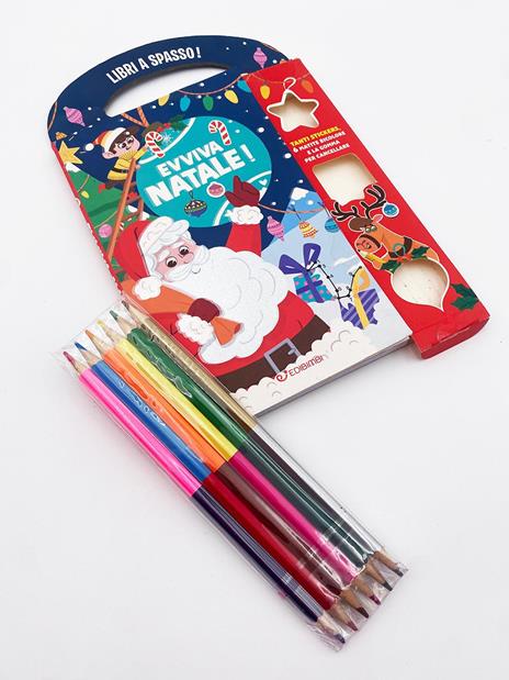 Evviva il Natale! Libri a spasso! Ediz. a colori. Con 6 matite bicolore. Con matite bicolore. Con Adesivi - copertina