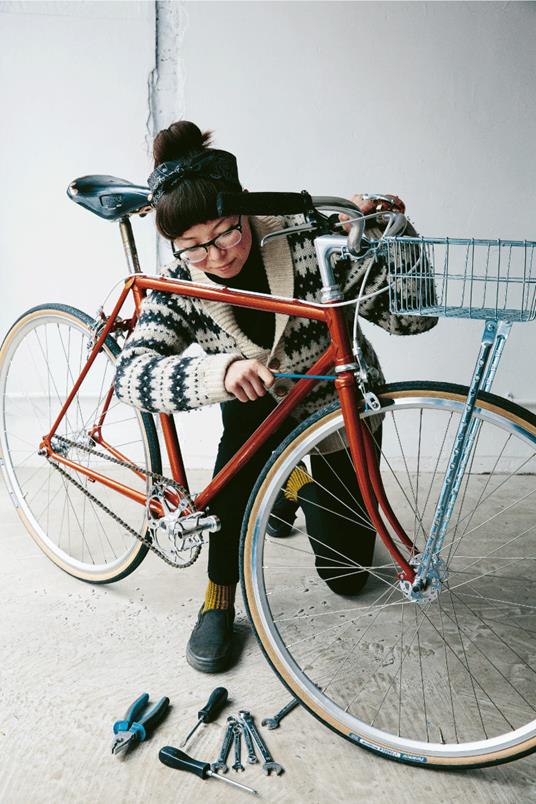 Bike da te. Una guida facile per costruire la tua bici - Jenni Gwiazdowski  - Libro - Logos - | IBS