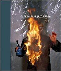 Combustion. Ediz. multilingue - Aurelio Amendola - copertina