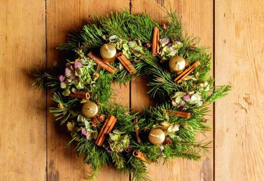 Verde Natale. Decorazioni d'autore. Ediz. a colori - Mario Nobile - 2