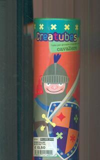 Tutto per giocare e travestirsi da cavaliere. Creatubes. Ediz. illustrata. Con gadget