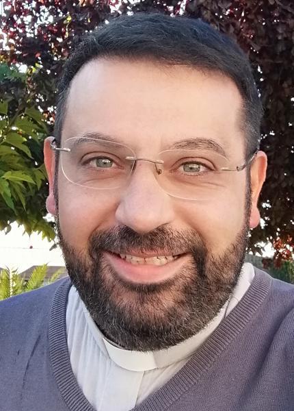 Via Crucis via dell'amore. Meditazioni dai testi di papa Benedetto XVI - 2