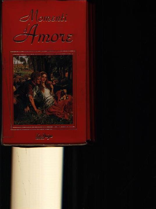 Momenti d'amore. Frasi, pensieri, poesie - copertina