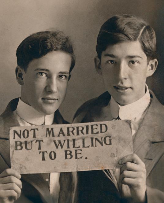 Loving II. Men in love. Una nuova storia fotografica 1850-1950 - copertina