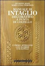 Manuale di intaglio decorativo a punta di coltello