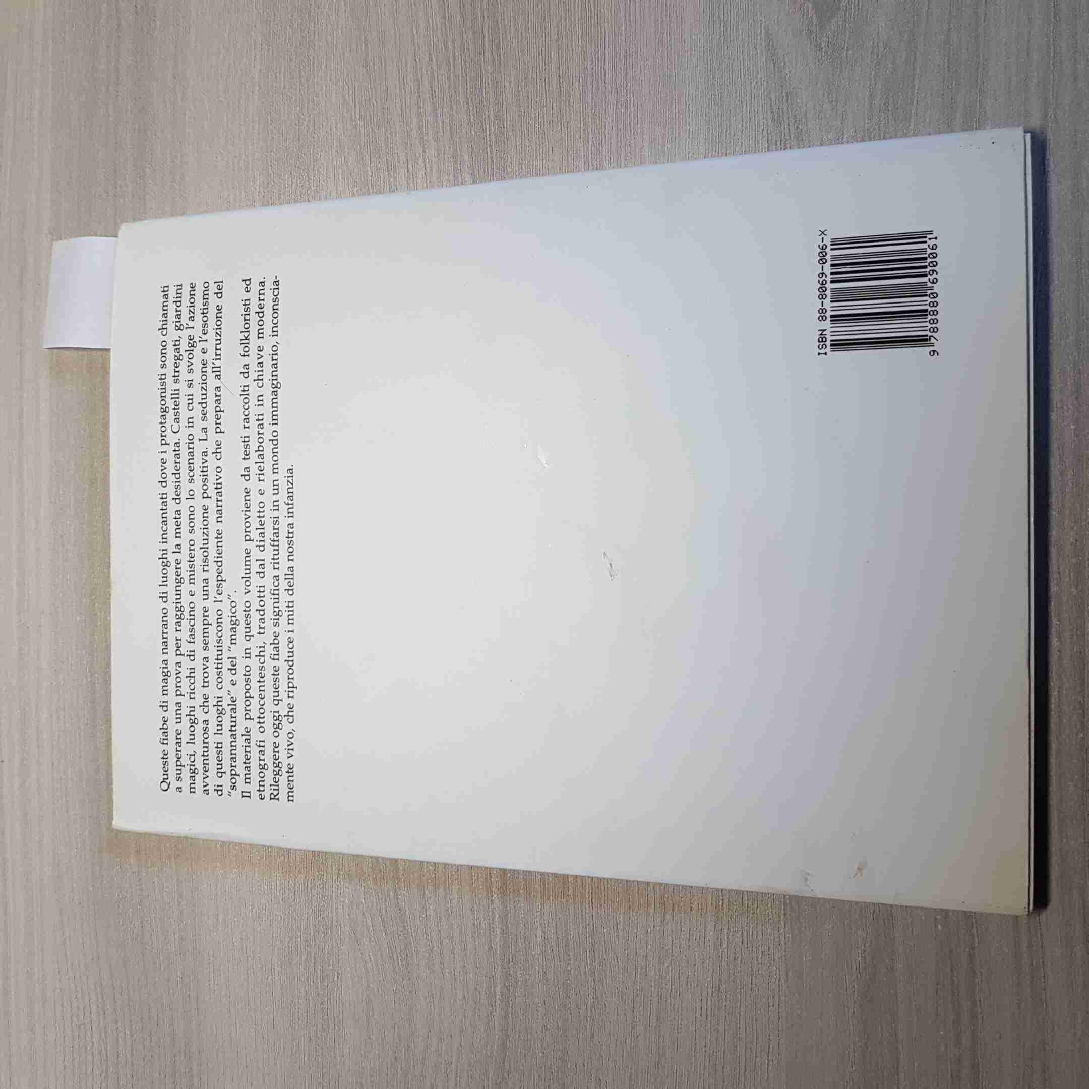 I luoghi della magia. Fiabe della tradizione orale raccontate per i ragazzi