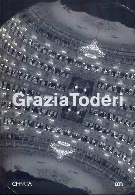 Grazia Toderi. Teatri. Catalogo della mostra (Venezia, 20 dicembre 2003-25 gennaio 2004). Ediz. italiana e inglese - copertina