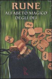Rune. Alfabeto magico degli dei - Laura Tuan - copertina