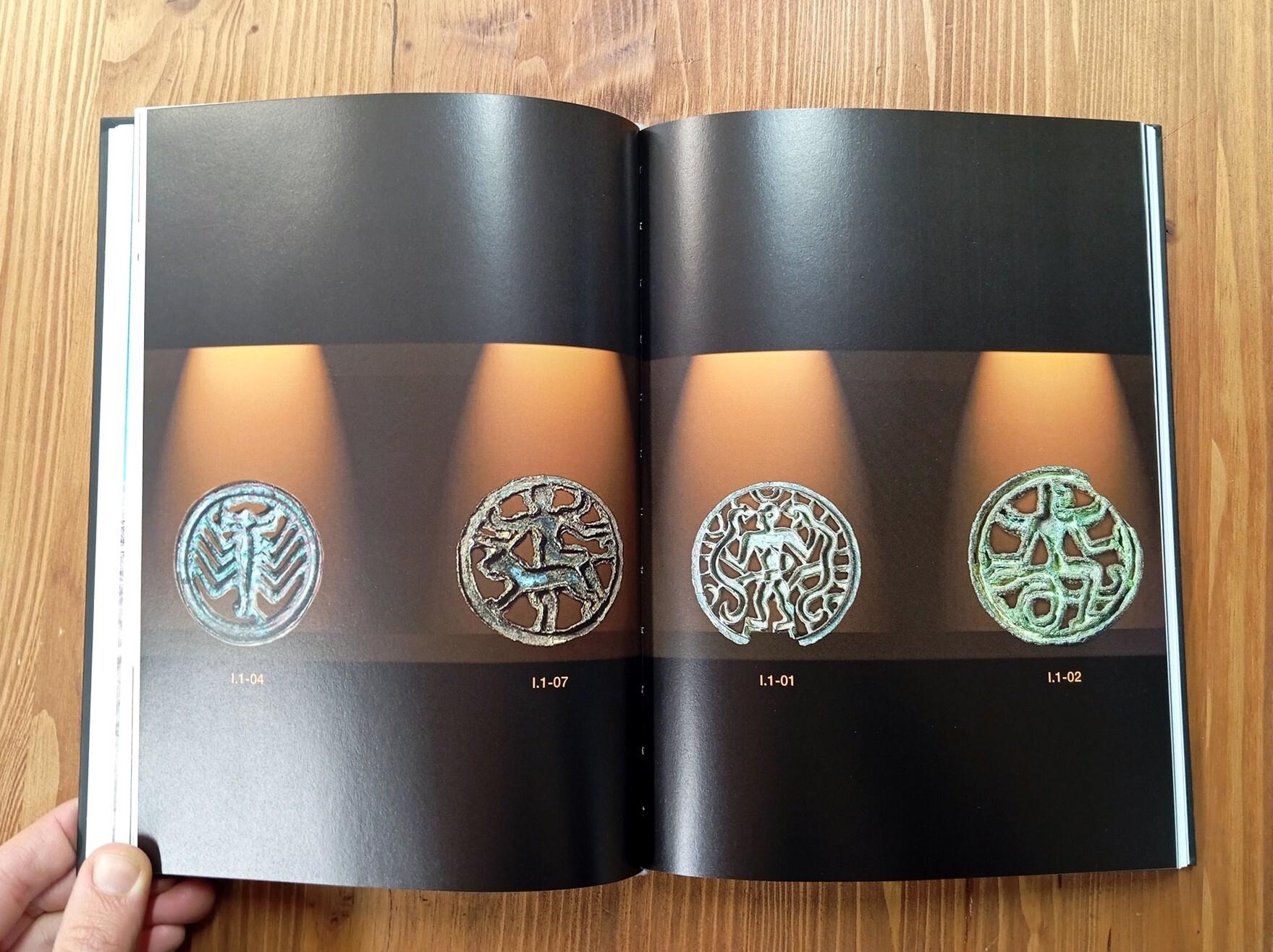 Seals of the oasis. From the Ligabue collection
