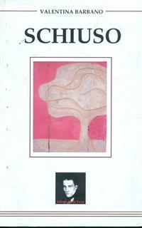 Schiuso. A volte la propria esistenza diventa un circuito chiuso a sé stante, un semplice spirito di sopravvivenza, una poesia legata al senso