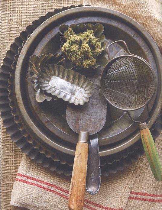 La cannabis in cucina. Storia, utilizzi nel mondo delle ricette - Cheri Sicard - 2