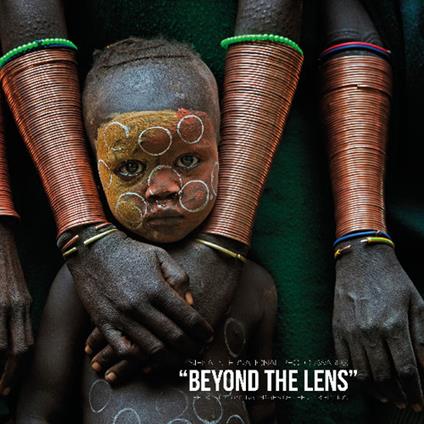 Beyond the lens. The most stunning images of the 2018. Ediz. italiana e inglese - copertina
