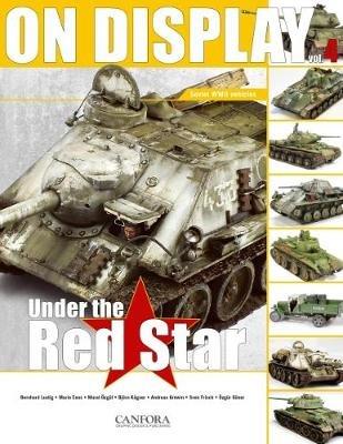 On Display: Under the Red Star - Bernhard Lustig,Sven Frisch,Mario Eens - cover