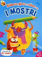 Attacco, gioco e coloro con i mostri. Con adesivi