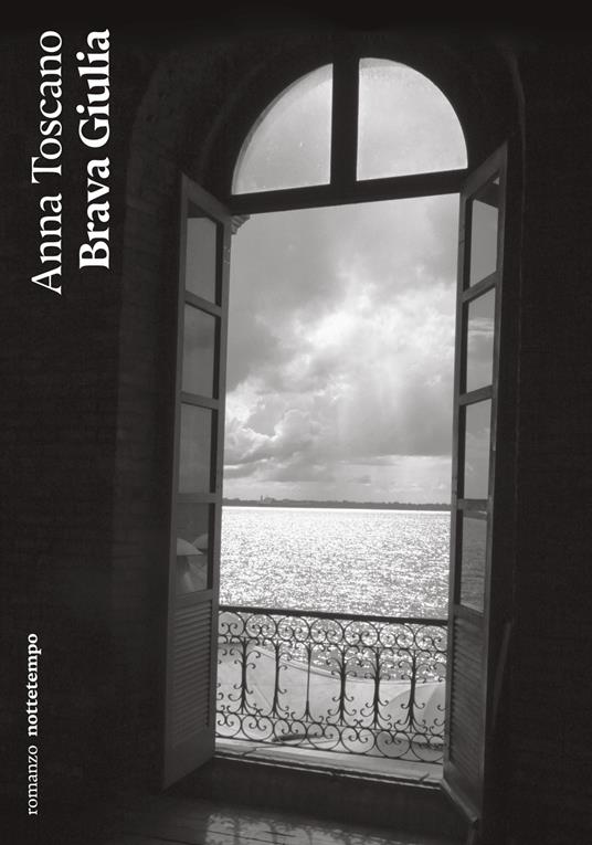 Brava Giulia - Anna Toscano - copertina