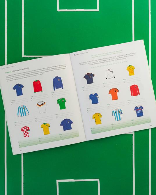 Quaderno del calcio mondiale. Quaderno di compiti delle vacanze per adulti - 4