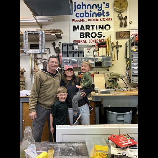 CASE OF THE MISSING TOOTH A Martino Family History, THE: From Italian Roots to Connecticut Legacy