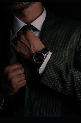 The Devil in a Suit: "A Billionaire Romance Novel" - Vivienne Hart - cover