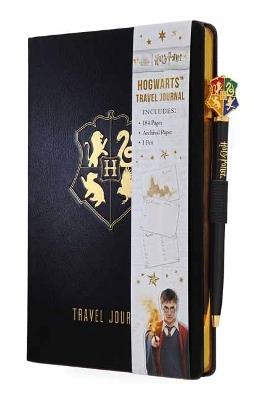 Harry Potter: Hogwarts Travel Journal with Pen - Insight Editions - cover