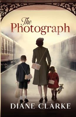 The Photograph - Diane Clarke - cover