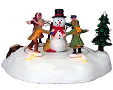 Idee regalo Lemax Pupazzo Di Neve Con Bambini - The Merry Snowman Cod 84776 Lemax