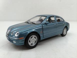 Giocattolo Modellino Jaguar S Type Scala 1:38 Die Cast Metal con Funzionamento a Frizione con Portelle Funzionanti Grigio Azzurro Kinsmart